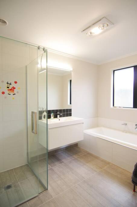 House In Hamilton Villa Ngoại thất bức ảnh