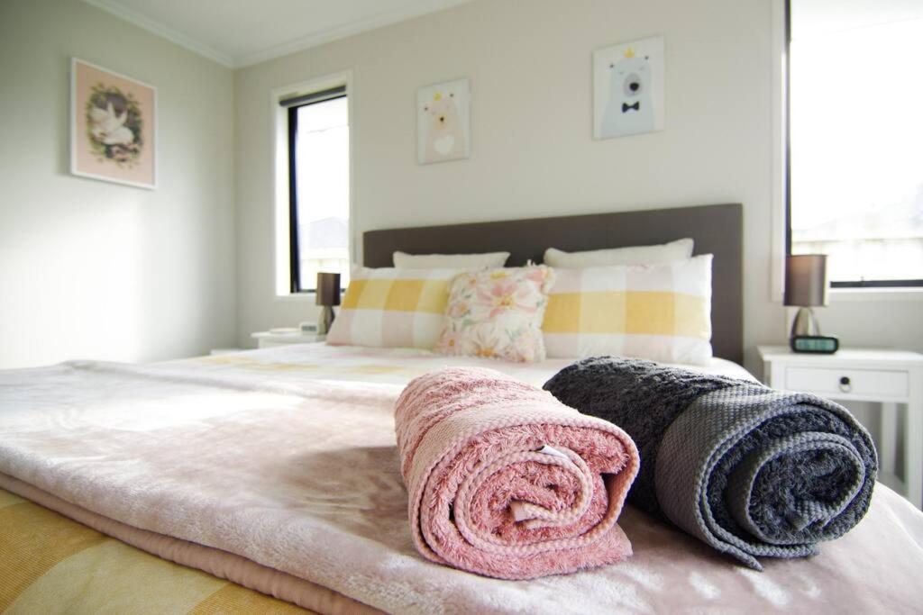 House In Hamilton Villa Ngoại thất bức ảnh